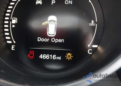 2016 Fiat 500X Trekking Plus из США, поврежденный, VIN ZFBCFXET5GP351059